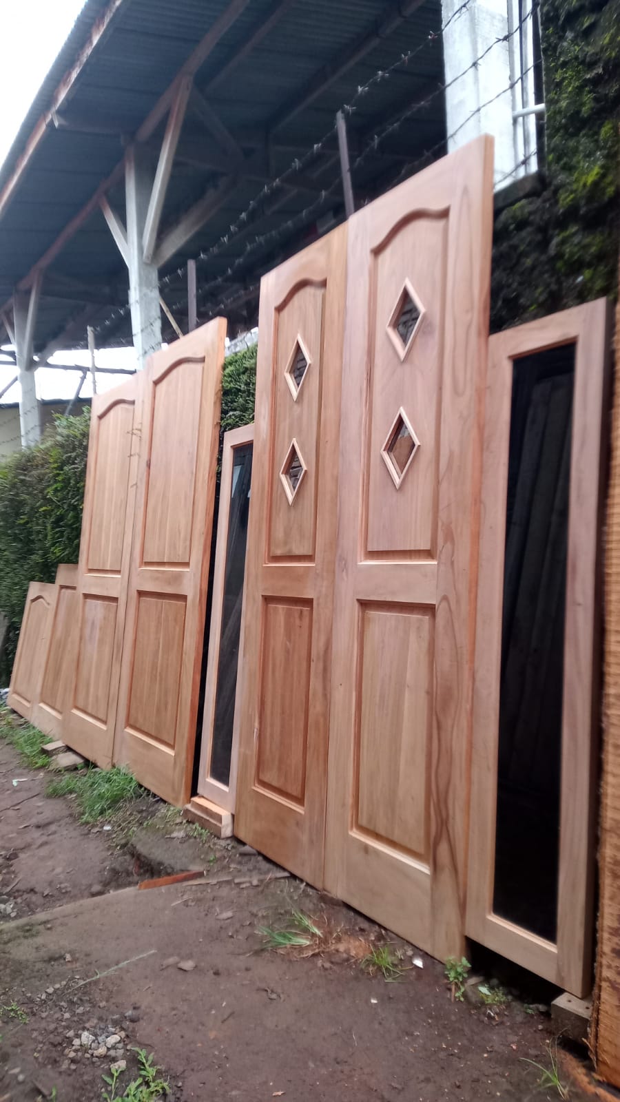 Pintu custome 